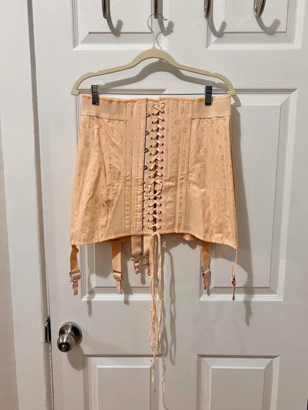 Sororite Vintage Inspired Soft Peachy Pink Boned Corset Girdle Skirt Size 35/ XL
